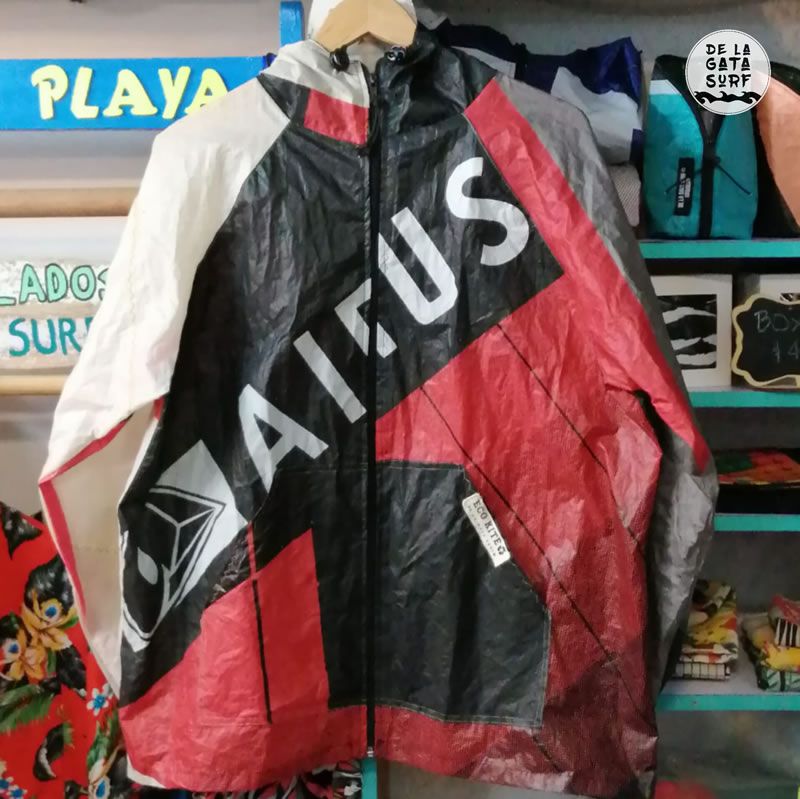Campera Cortaviento Kite Unisex