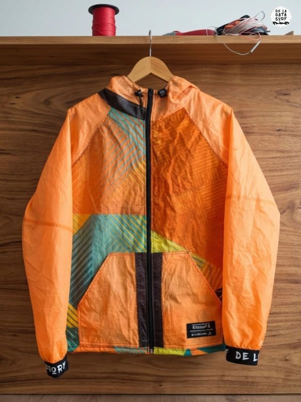 Campera cortavientos Alma de Viento