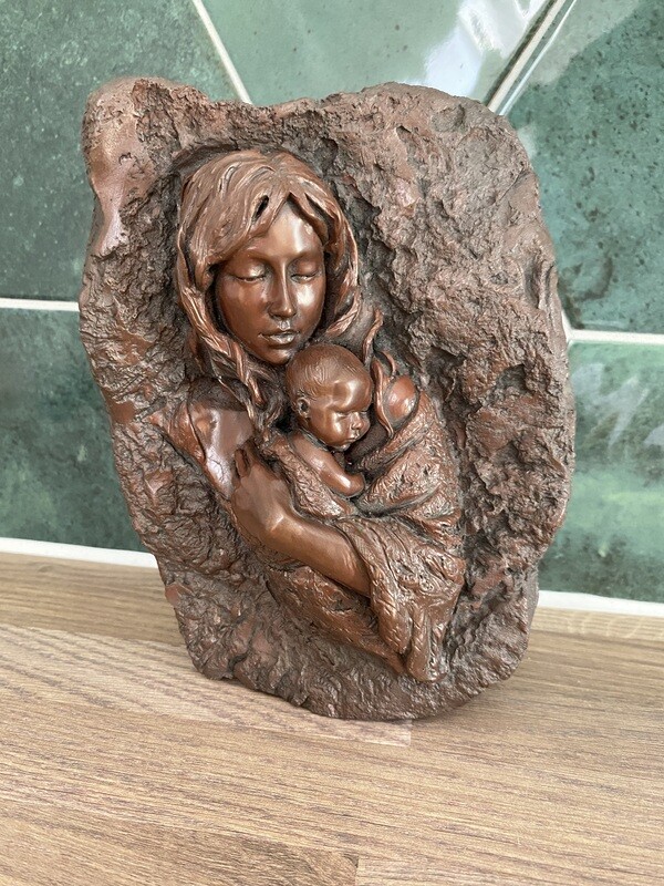 Mother and baby sculpture