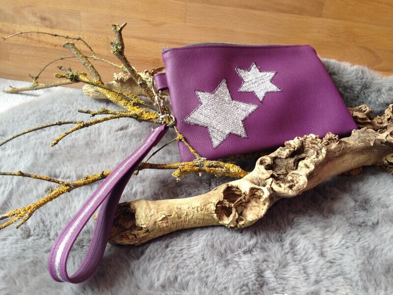 Clutch / Handgelenktasche magentafarben mit Stern personalisierbar