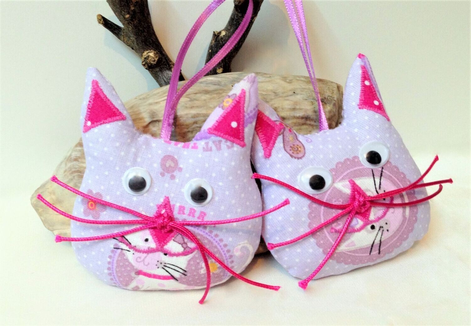 haengedeko geschenkanhaenger pink lila handgemacht