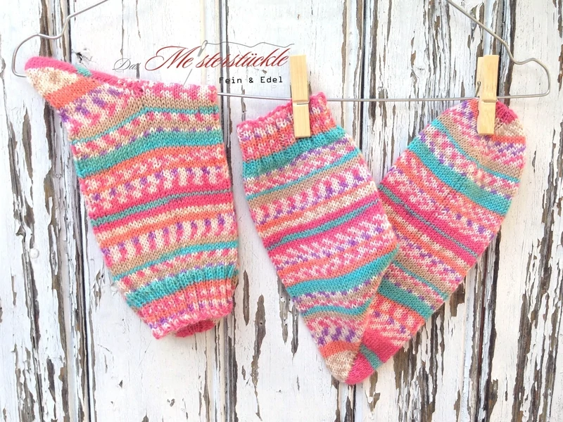 Stricksocken Wollsocken Wunschgröße 36 - 44 Norwegermuster selbstgestrickt rosa türkis Stricksocken Wollsocken Wunschgröße 36 - 44 Norwegermuster selbstgestrickt rosa türkis