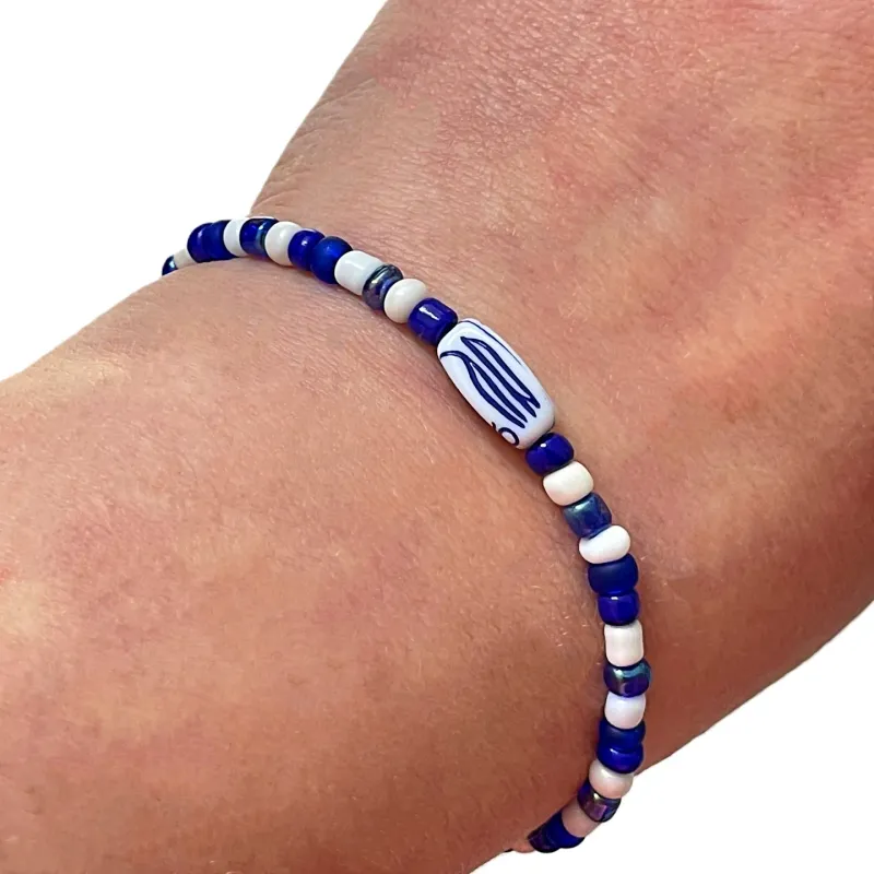 Bracelet narrow blue white pearl bangle adjustable