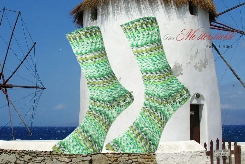 Wollstrümpfe Stricksocken Wunschgröße 36 - 44 grün Norwegermuster handgestrickt