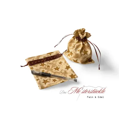 Pack the gift in a fabric bag with a Christmas motif 15.5 x 13 cm