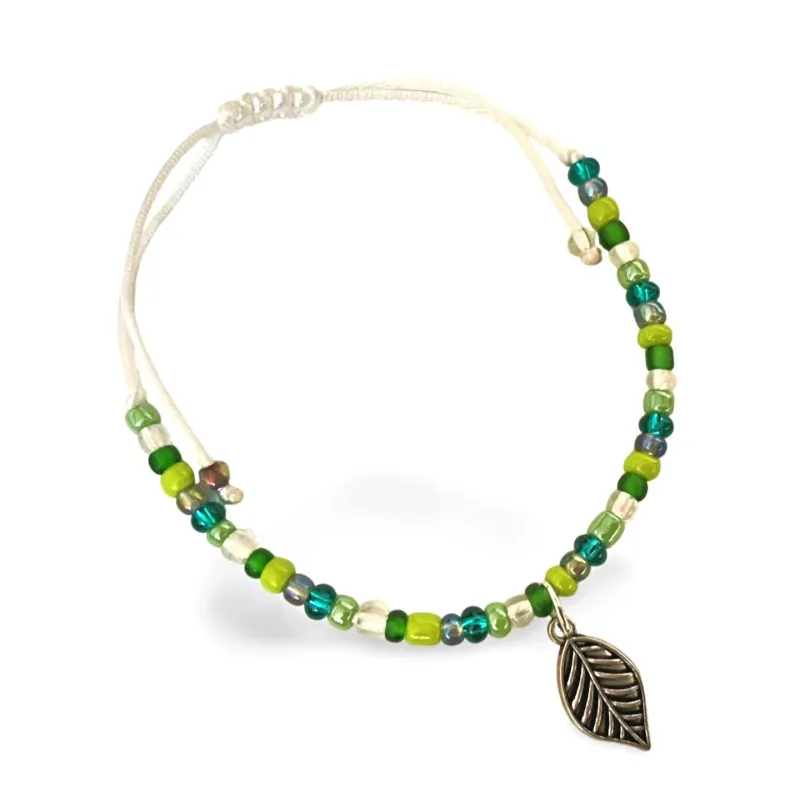 narrow beaded bracelet adjustable sliding knot green white