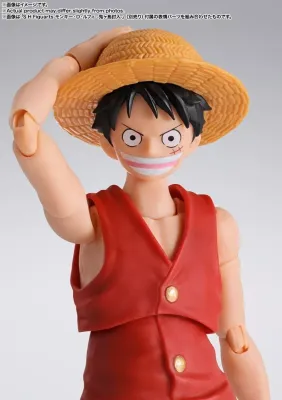 S.H. Figuarts One Piece Action Figure Monkey D. Luffy Romance Dawn 15 Cm