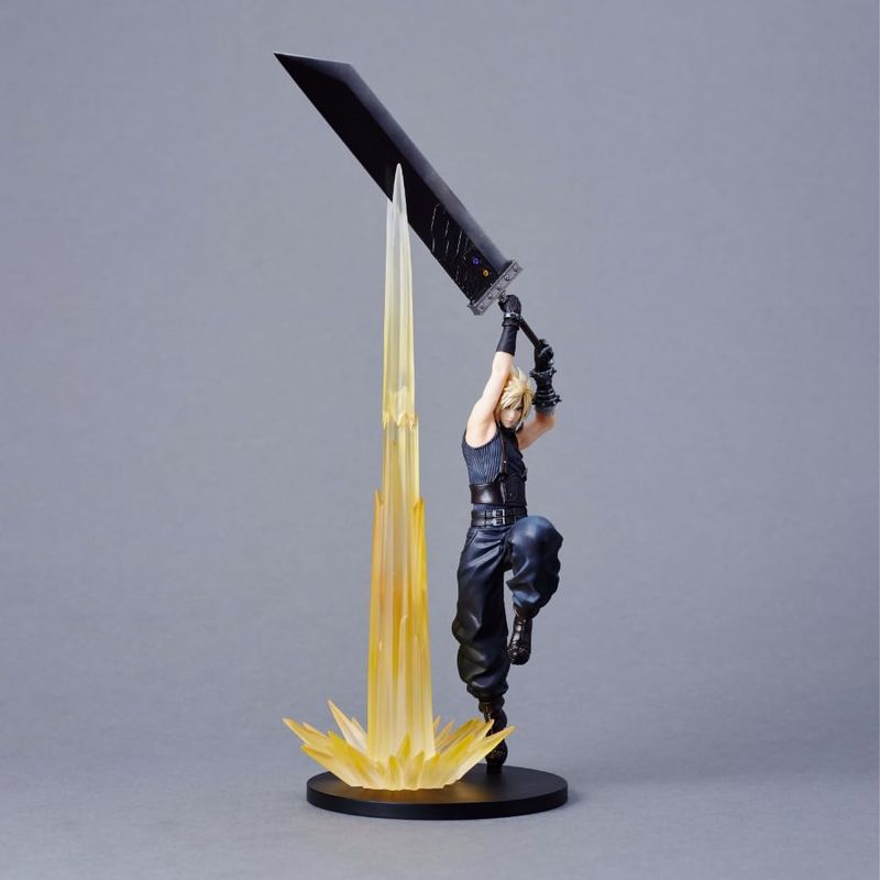 Final Fantasy VII Rebirth Statua Cloud Strife Pvc Figure 30cm Square Enix