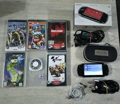 Console Sony PSP Playstation Portable 2004 Con 6 Giochi E Accessori Usato Garantito