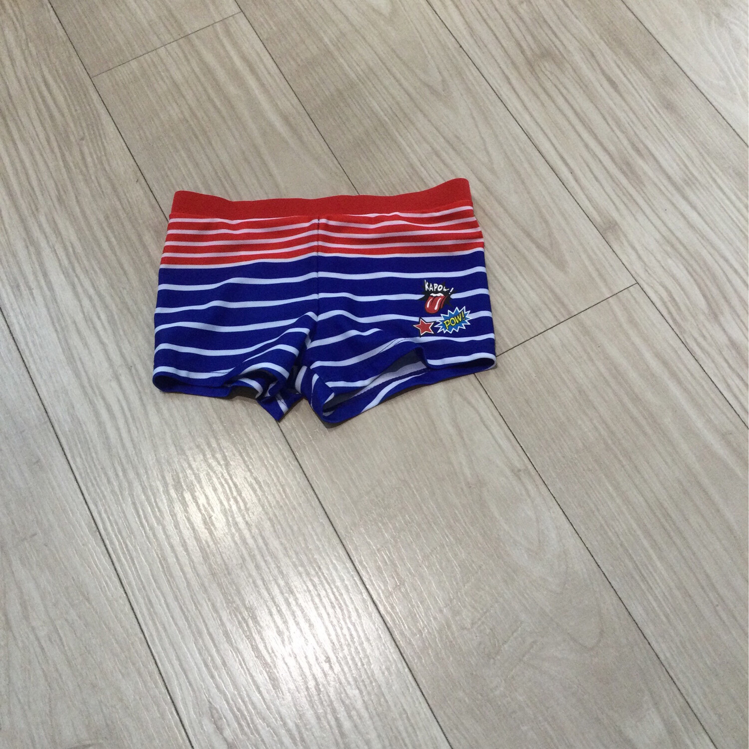 maillot de bain boxer garçon  best kid`s, Couleur: Bleu/Rouge, Taille: 4 ans