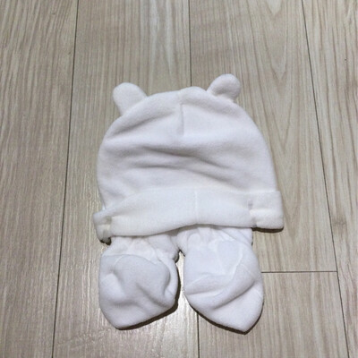 Set bonnet et chaussons bébé primigi