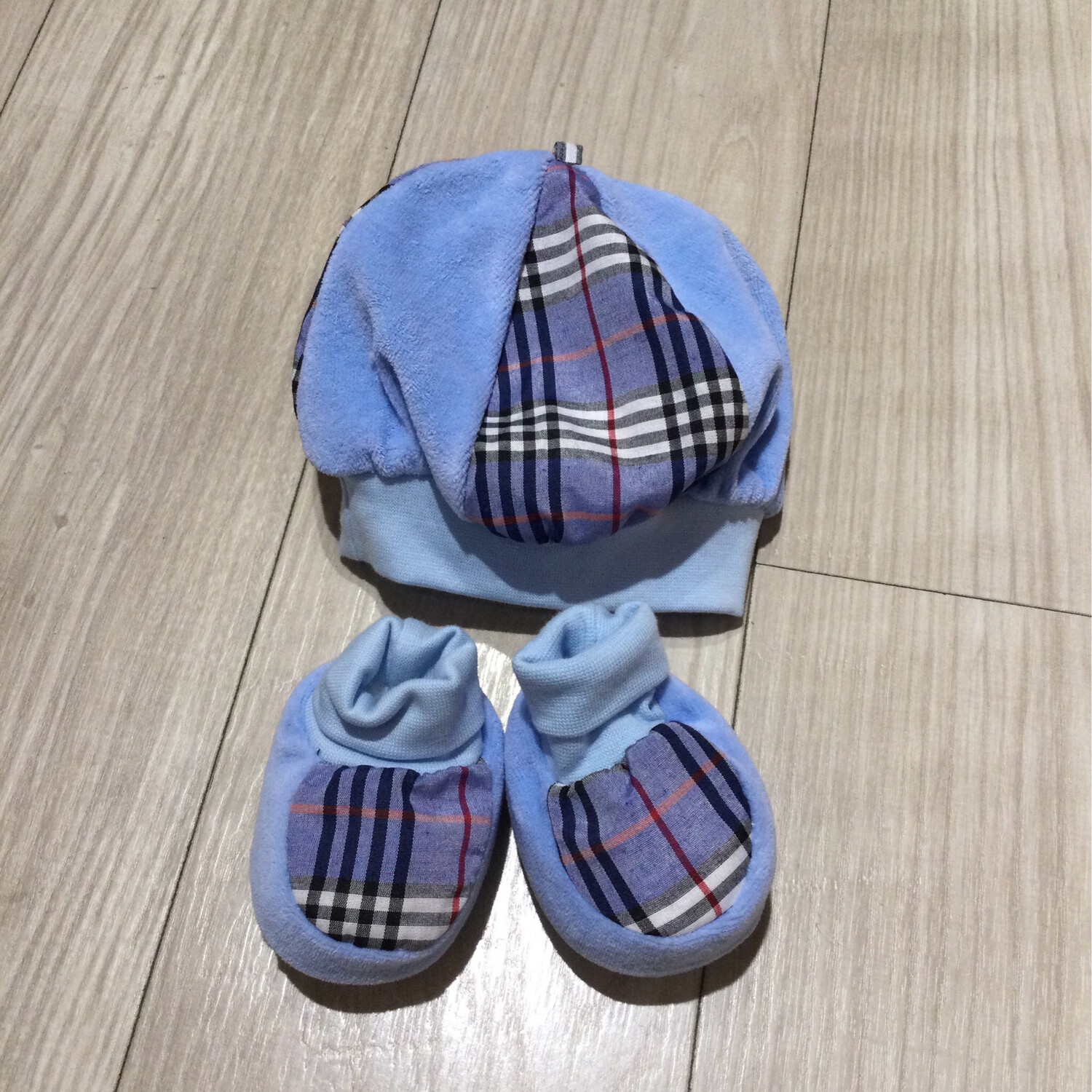 bonnet+chaussons bébé nancy baby