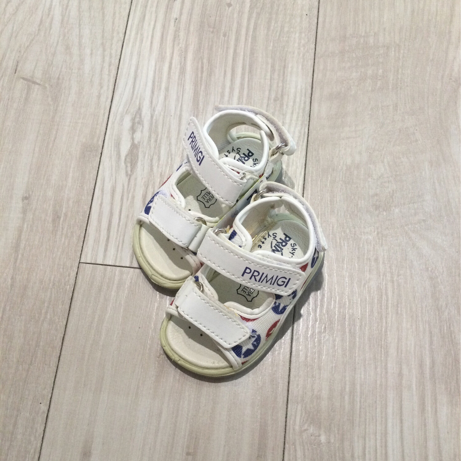 sandales ouvertes bébé primigi