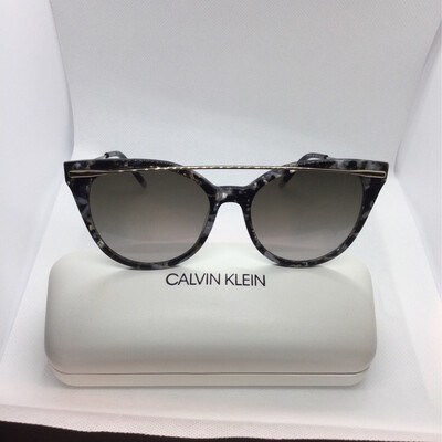 Lunettes de soleil Calvin Klein