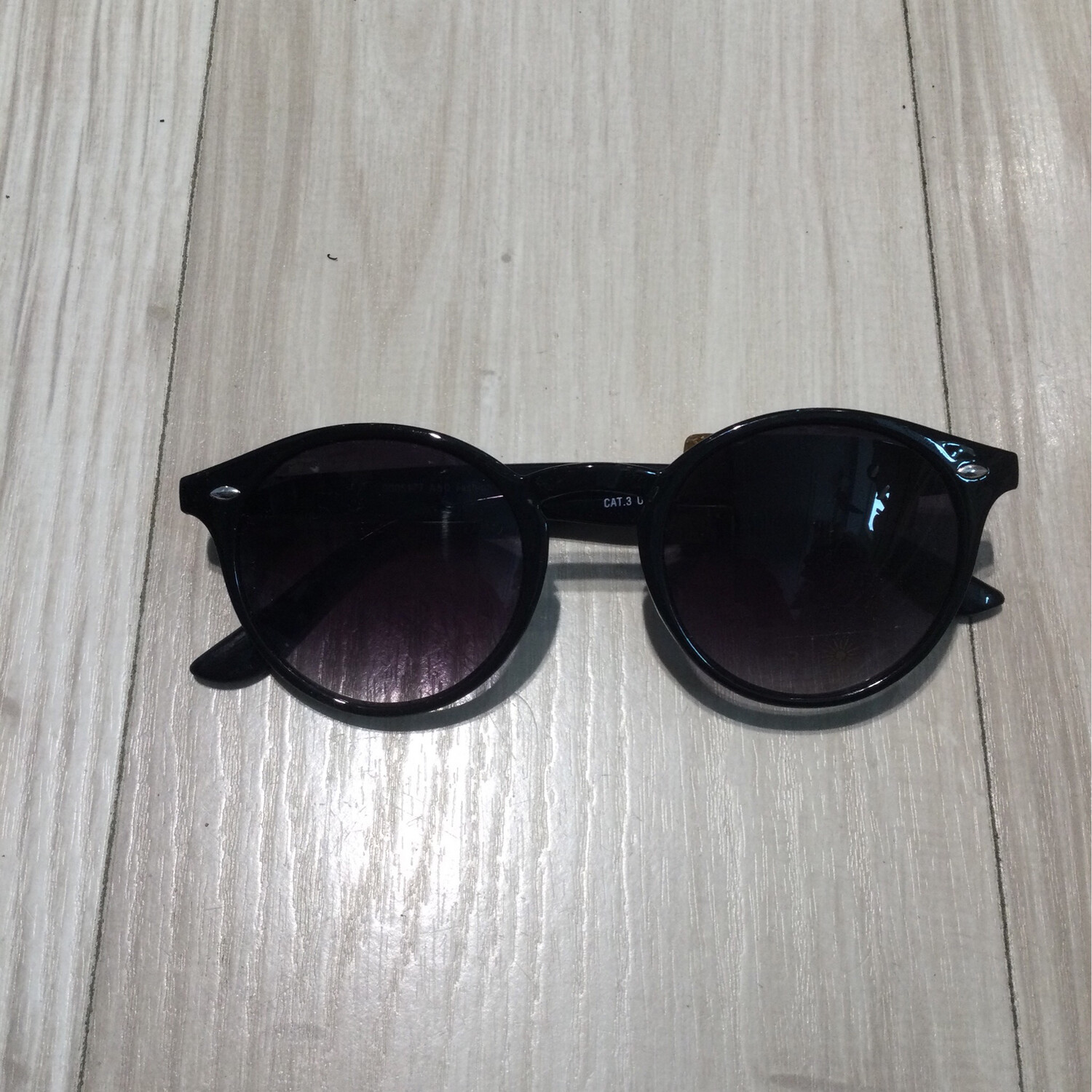 Lunettes de soleil recyclés, Version: Ronde