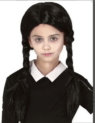 Perruque noire avec tresses 