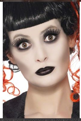 Maquillage gothique Halloween 