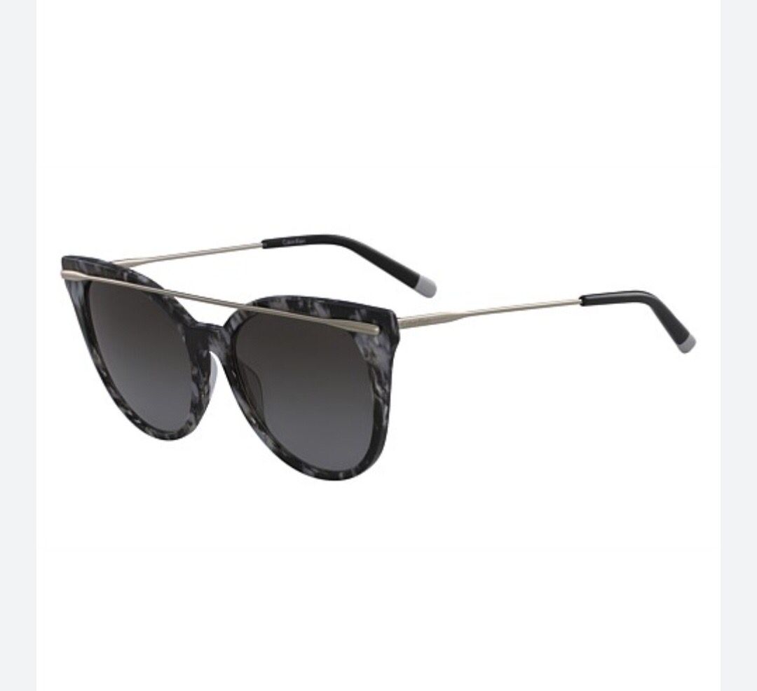 Lunettes de soleil Calvin Klein 