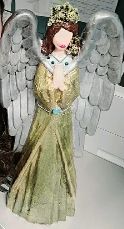 White 18&quot; Custom Angel - brown hair