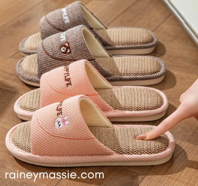 Happy Life - Pink Cozy Slippers with Bunny Face