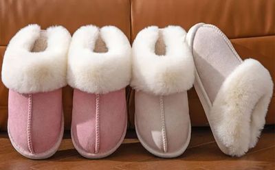 CozEy Life! Pink - Fluffy  Slippers - Size Small