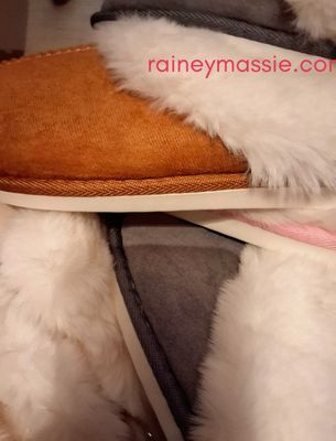CozEY Life! Brown Fluffy Slippers - Size Medium