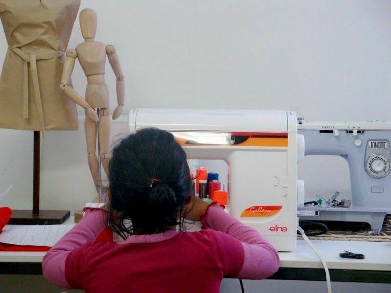 Kids Sewing private lessons :Bulk pack of 5 x 60 minute lessons