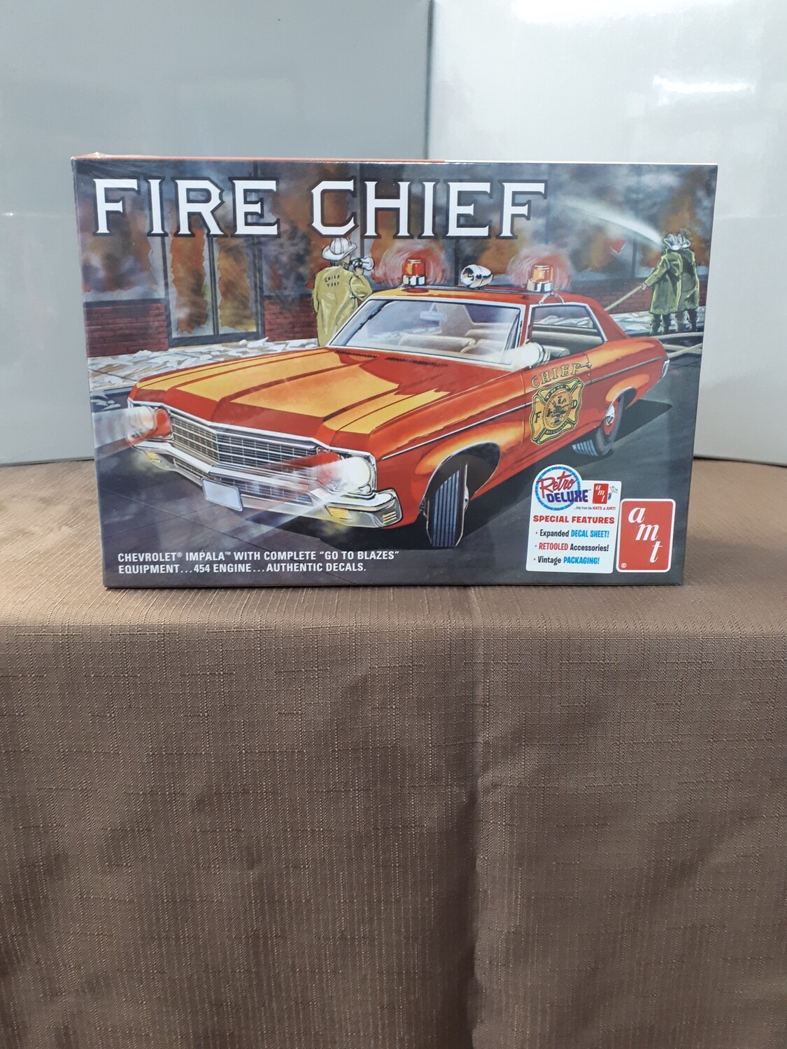 FIRE CHIEF Model Car Kit