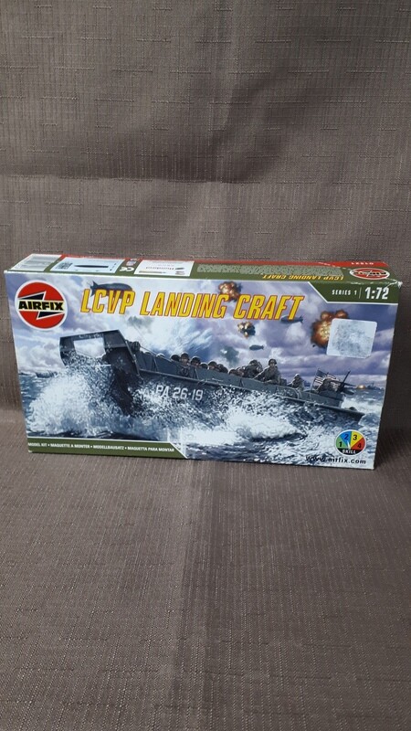 LCVP LANDING CRAFT Military Model Kit