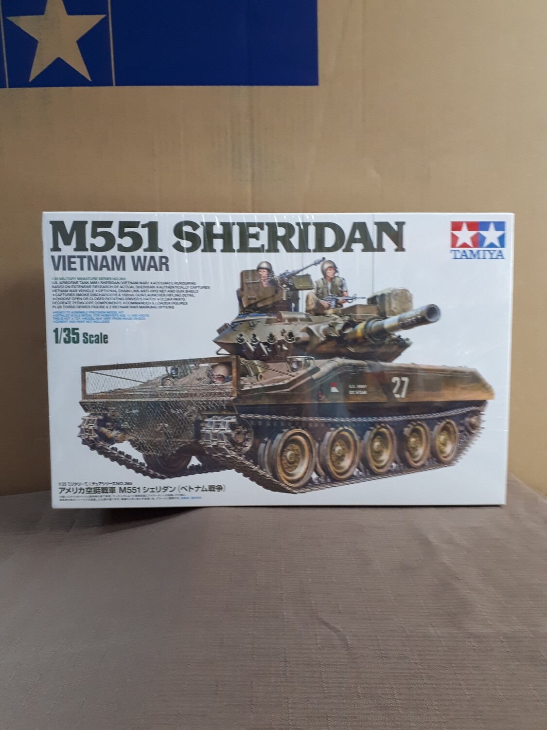 M551 SHERIDAN US AIRBORNE TANK Military Model Kit