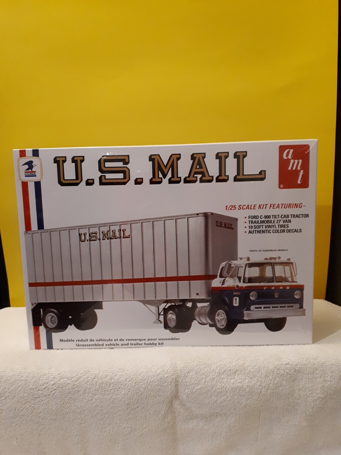 FORD C900 US MAIL TRUCK WITH TRAILER MODEL KIT