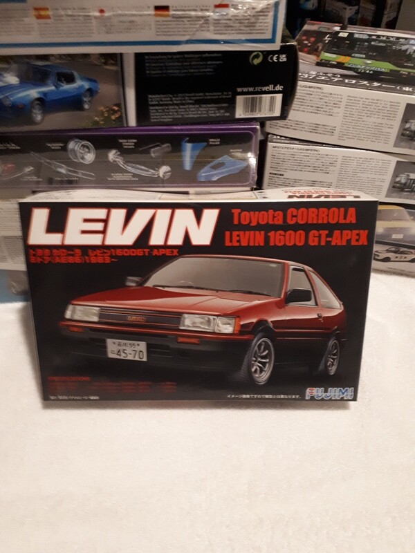 Toyota Corrola Levin 1600 GT-APEX Model Car Kit