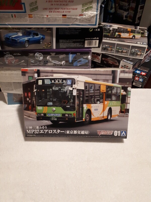 MP37 BUS 1/80 scale