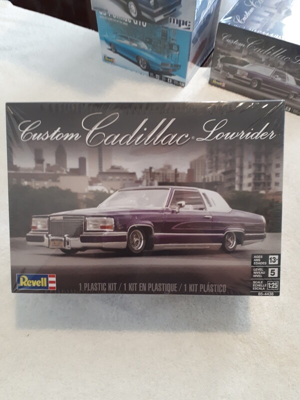 Custom Cadillac Lowrider Model Kit