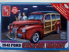 1941 CUSTOM FORD WOODY MODEL KIT