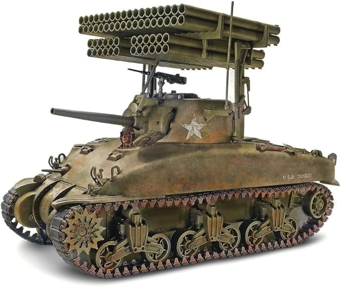 SHERMAN M4A1 SCREAMIN&#39; MIMI Military Model Kit