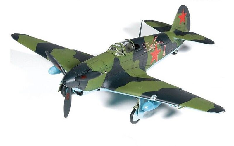 YAKOVLEV YAK-1 BATTLE OF THE STALINGRAD MODEL AIRPLANE KIT