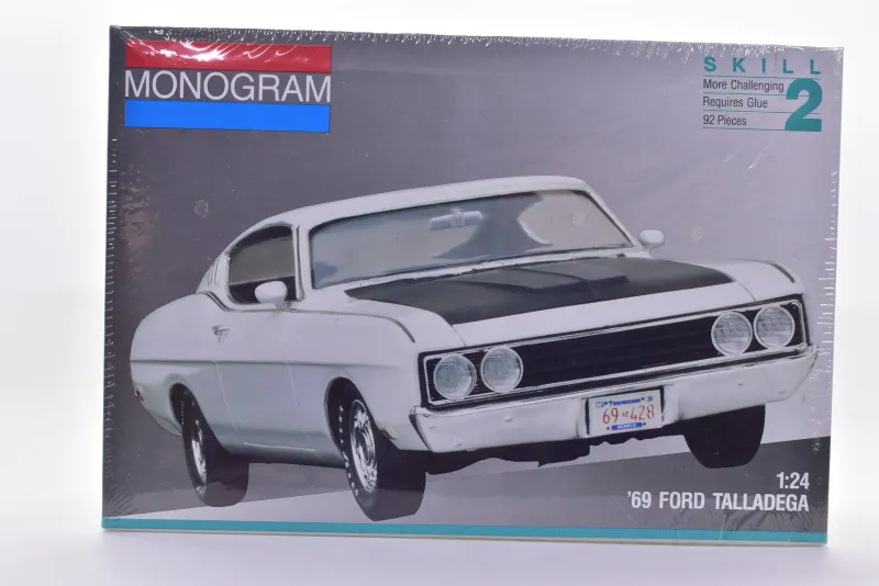 1969 FORD TALLADEGA MODEL KIT