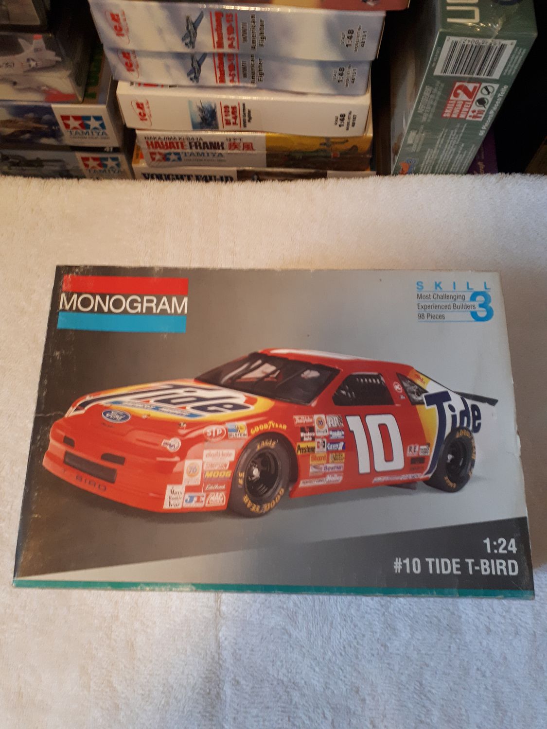 NASCAR T-BIRD TIDE #10 CAR MODEL KIT