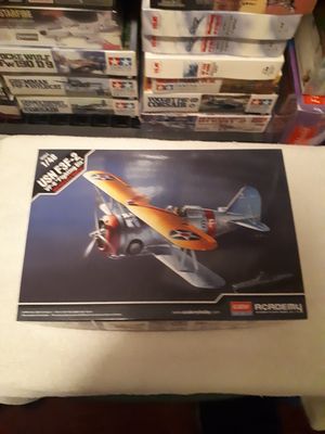 Airplane Model Kits 1/48 Scale &amp; 1/32 Scale