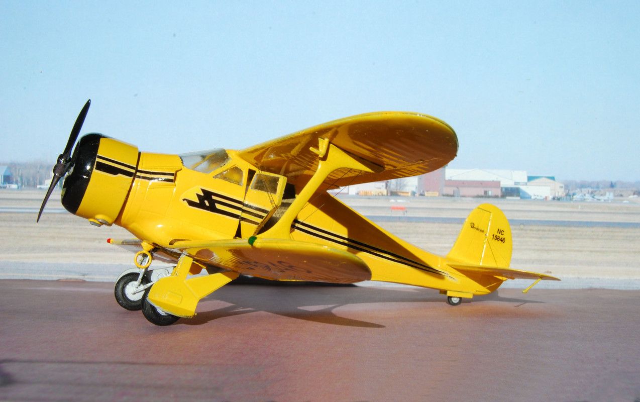 BEECHCRAFT G17S, AMT MODEL AIRPLANE KIT