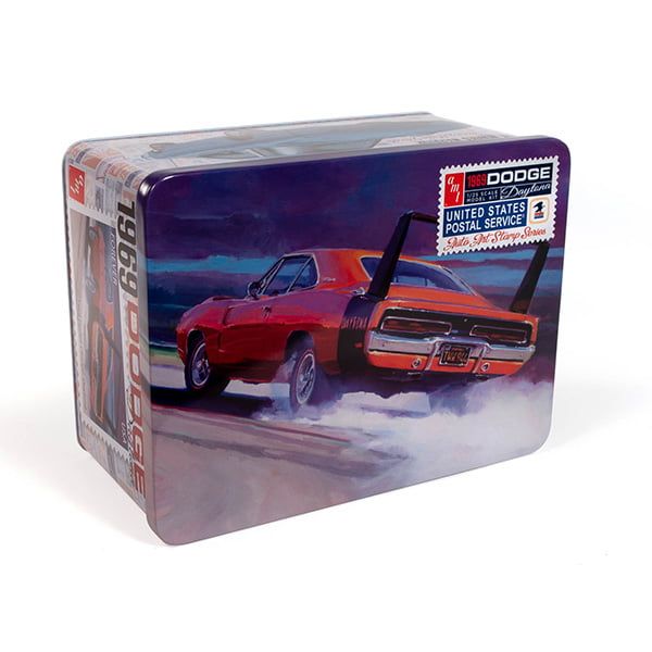 1969 DODGE DAYTONA Model Kit by AMT