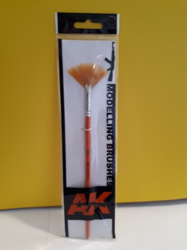 MODELLING PAINT BRUSH