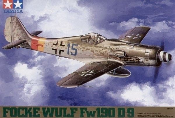 TAMIYA FOCKE WULF FW190 D-9 Model Airplane Kit
