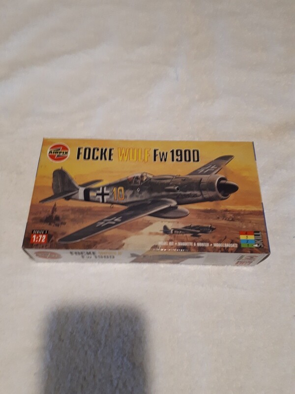 AIRFIX FOCKE WULF FW 190D Model Airplane Kit