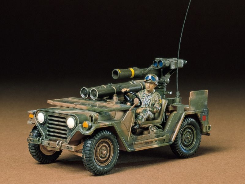 TAMIYA M151A2 WITH TOW MISSILE LAUNCHER Military Vehicle Model Kit