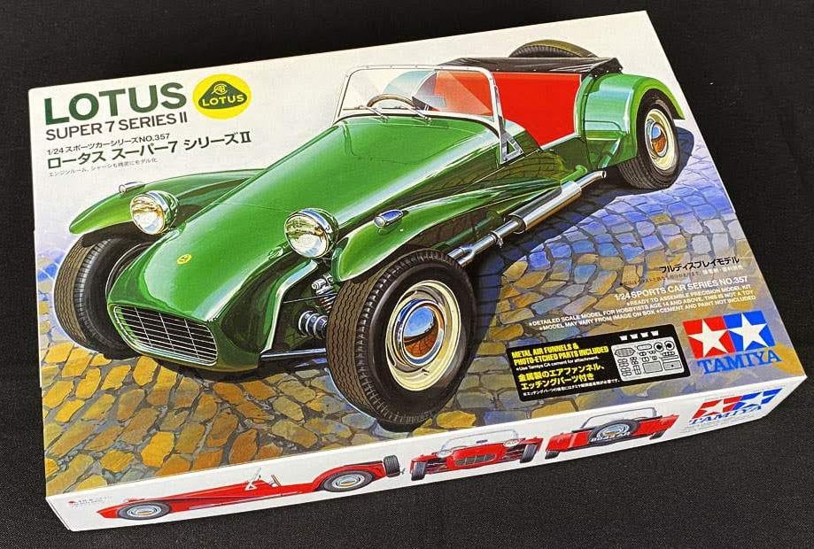 TAMIYA LOTUS SUPER 7 SERIES II Model Kit
