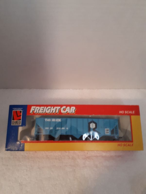 HO Scale 100 Ton Hopper RI Car