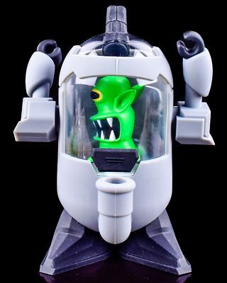 COZY MOLDS MECHANICAL ALIENS DESIGN 7.1" PREMIUM WATER PIPE