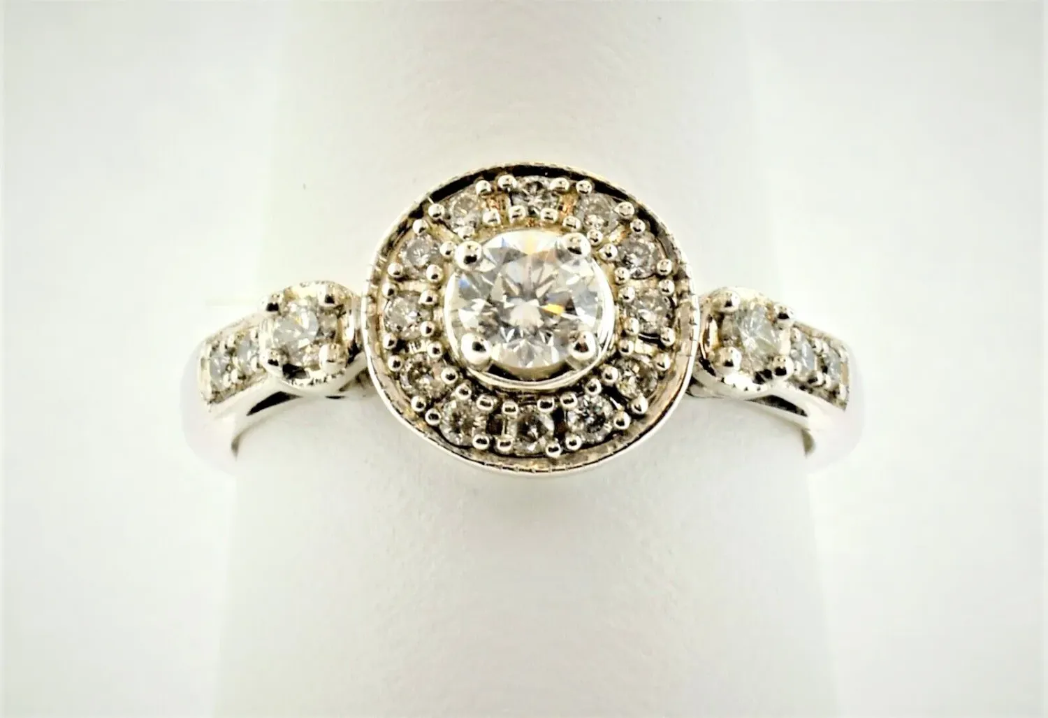 14k White Gold Halo Engagement Ring w/Side Accents